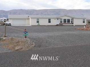 858 N Desert Aire Dr, Mattawa, WA 99349