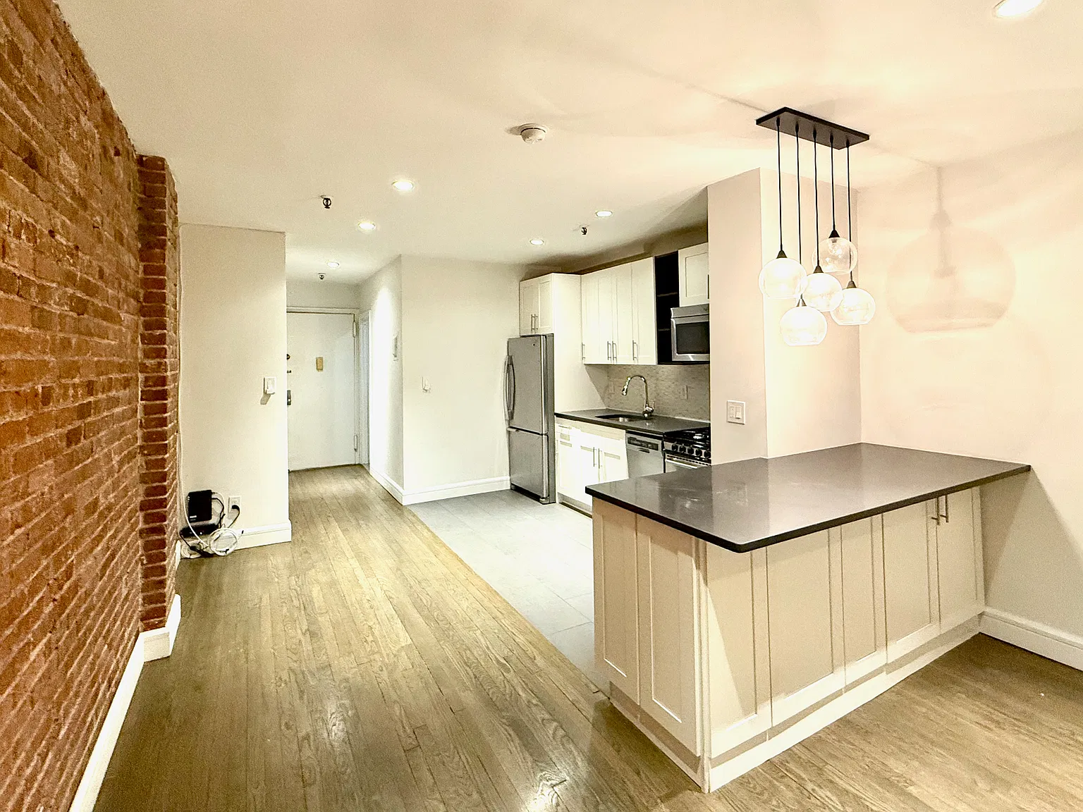 66 Pearl Street — Photo 2