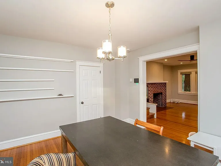 501 E Mount Airy Ave — Photo 10