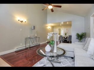 772 Walnut St APT 12, San Carlos, CA 94070