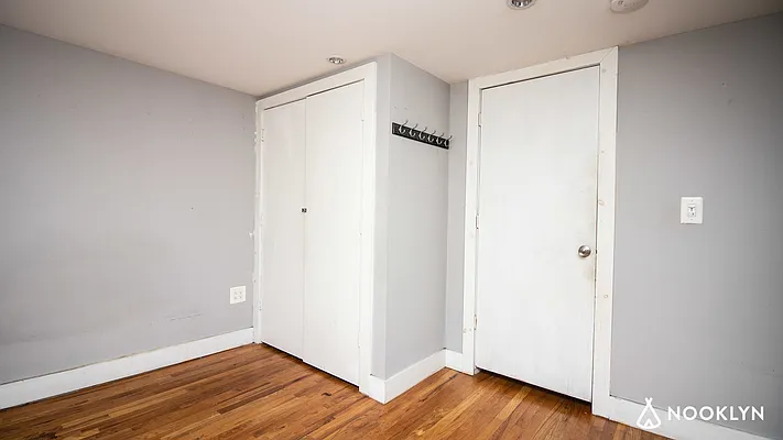Rented by Nooklyn NYC LLC | media 34