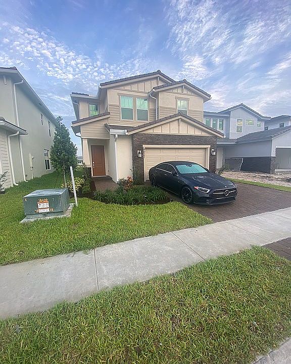 2nd image of 4021 Pelican Way