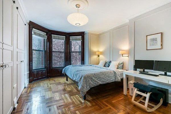 Sold by HomeDax Real Estate | media 4