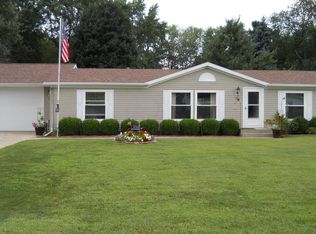 7451 Thomas Dr, Watervliet, MI 49098