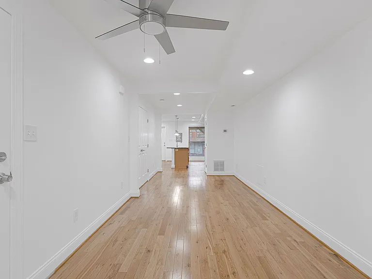 118 S Ellwood Ave #1 — Photo 3