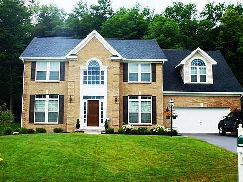 1st image of 76 Woodgreen Dr