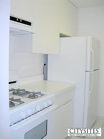 1st image of 400 E 71st St APT 18c