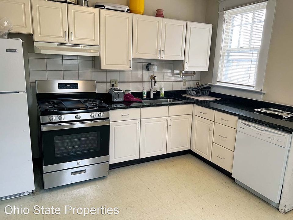 1st image of 157 E Maynard Ave #11486708