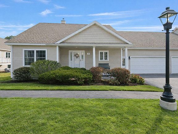 2nd image of 5 Torry Pine Drive #31