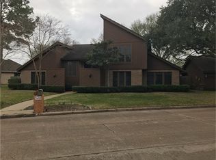 2640 Live Oak Dr, Rosenberg, TX 77471