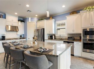 8592 Maggiore Ct, Naples, FL 34114