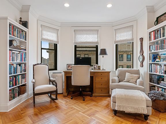 5th image of 2000 N Lincoln Park West Pkwy #1003
