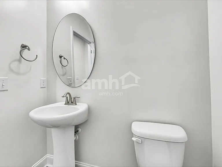 130 Pelican Ln — Photo 8