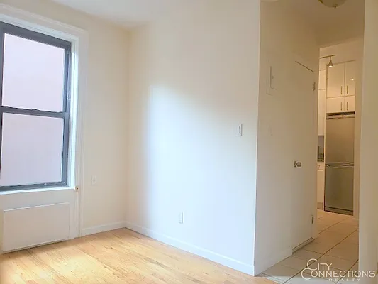 Rented by City Connections Realty | media 4