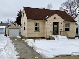 105 N Blauvelt Ave, Sioux Falls, SD 57103