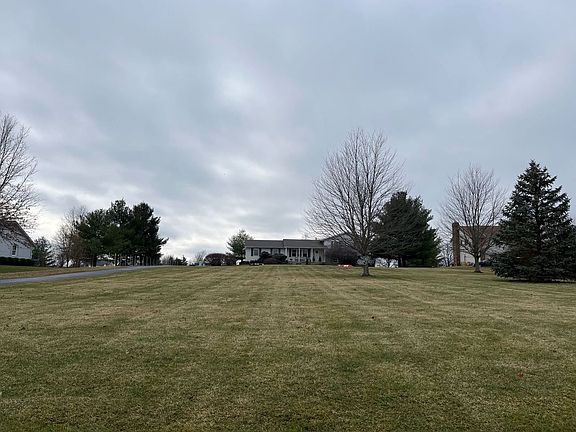 2nd image of 254 Leslie Dr