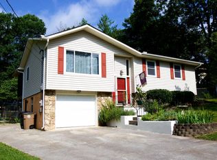 5709 Bluewood Ln, Knoxville, TN 37921