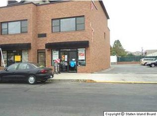 186 Robin Rd, Staten Island, NY 10305