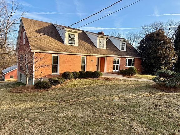 2nd image of 3510 Banning Rd