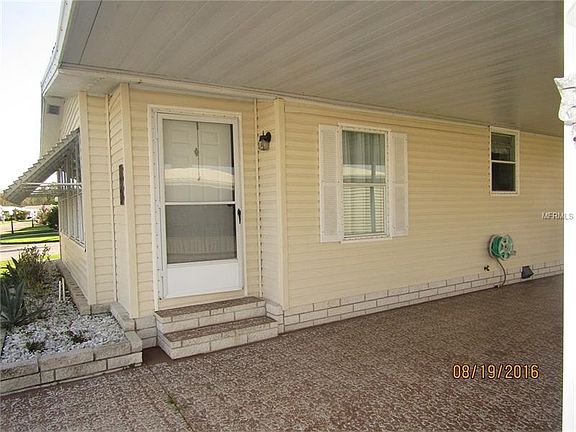 2nd image of 390 Townbridge Dr