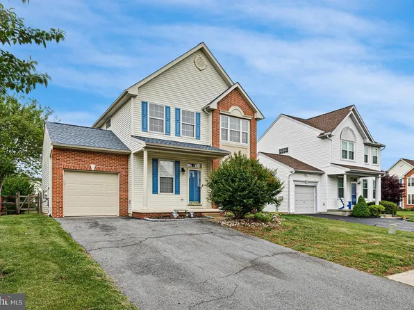 3 Kerrin Rd, Bear, DE 19701