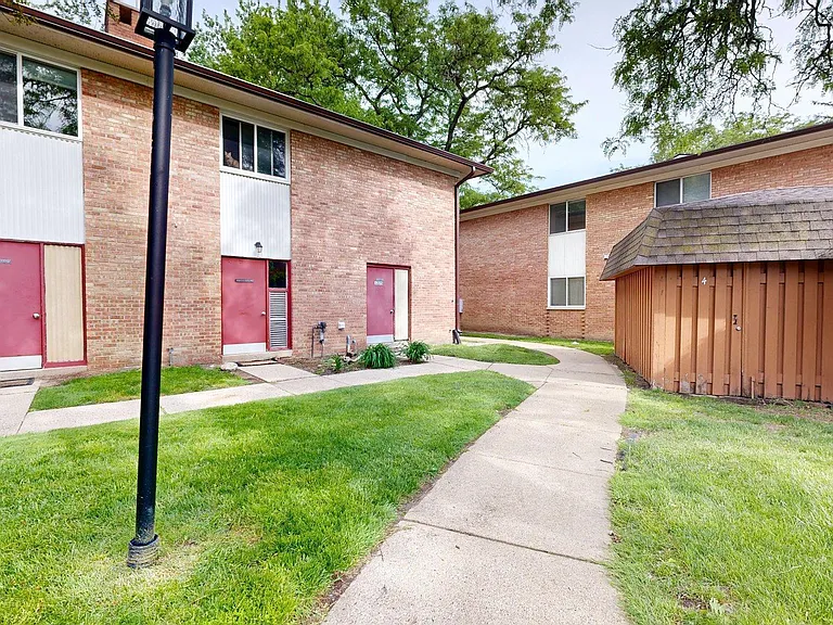 1225 Island Dr — Photo 14