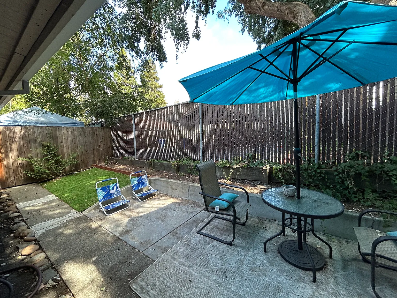 2 bed, 750 sqft, $2,750 — Photo 4