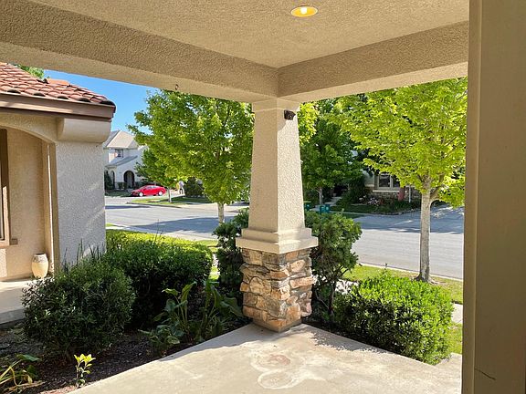 2nd image of 10135 Bay Harbor Dr