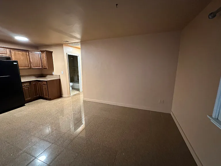 10809 Huston St — Photo 27