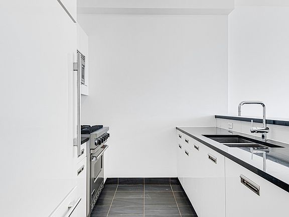 3rd image of 46-30 Center Blvd #607