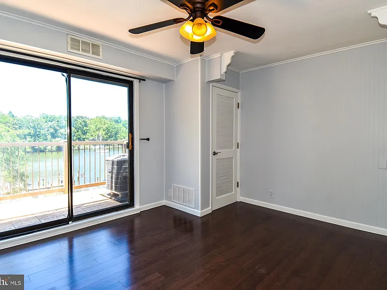 308 Forbes St #I — Photo 15