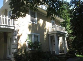 1 Stone Chapel Rd, Pikesville, MD 21208