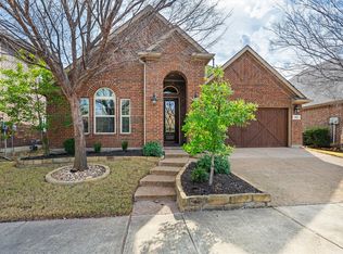 802 River Birch Ct, Euless, TX 76039