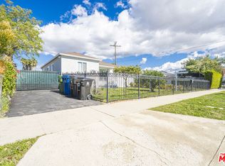 14177 Osborne St, Panorama City, CA 91402