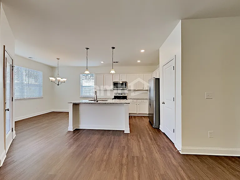 2447 Napa Valley Dr — Photo 5