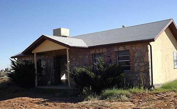 2nd image of 721 El Paseo Dr