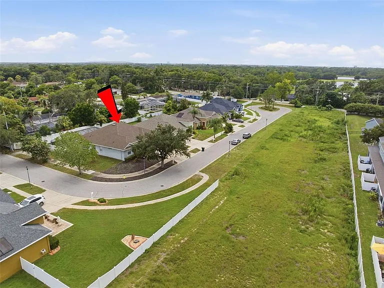 508 Debra Dr — Photo 35