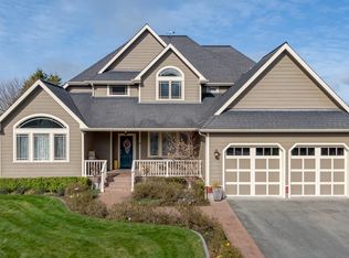 1095 Cream Ct, Ferndale, CA 95536