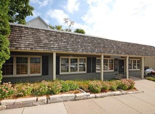 347 2nd St, Excelsior, MN 55331