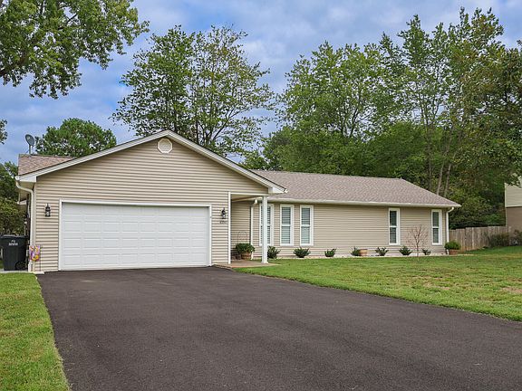 2nd image of 4350 Wellingborough Ln