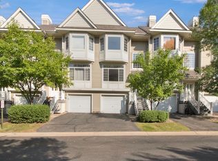 8832 Brunswick Path, Inver Grove Heights, MN 55076