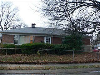 1st image of 3250 Sharon Ave