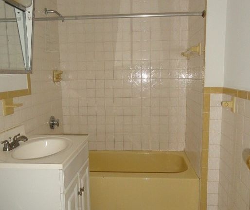 3rd image of 1133 Revere Beach Pkwy #101