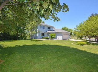 3045 Standridge Pl N, Maplewood, MN 55109