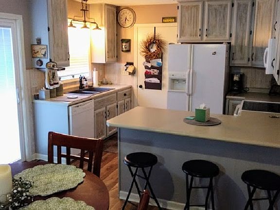 5th image of 673 Francis Avenue Ct