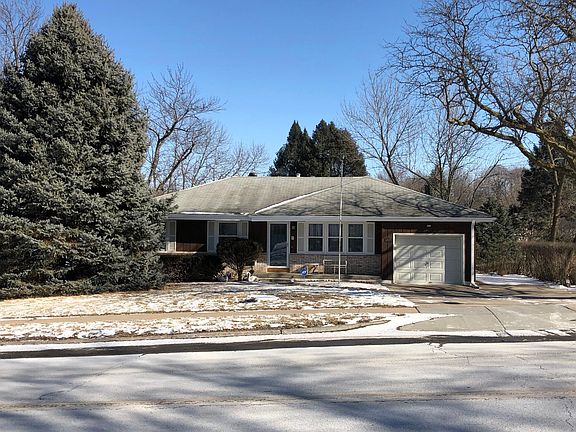 2nd image of 4935 S 90th St