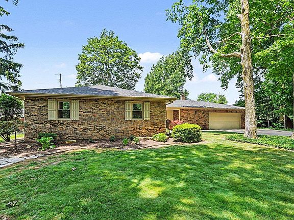 3rd image of 4 Arbor Ct