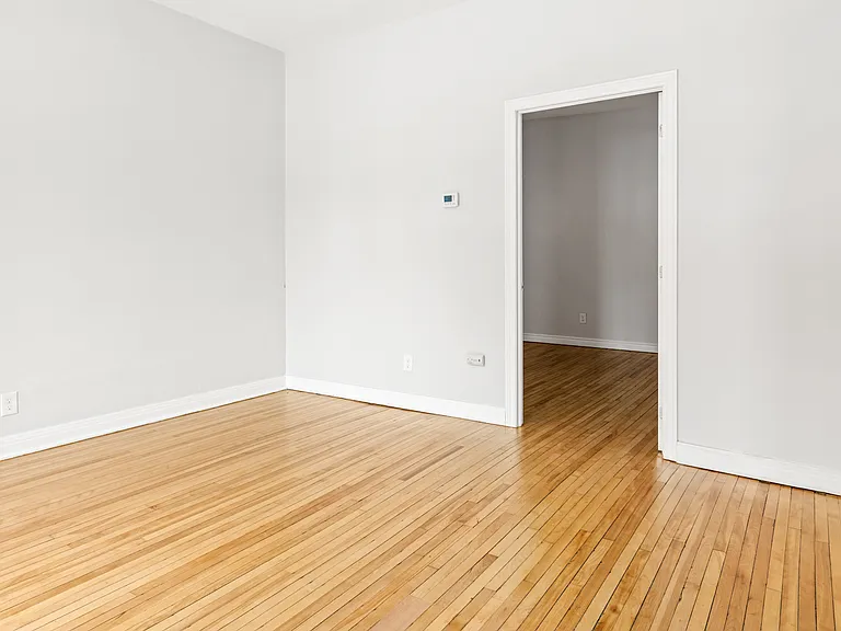 481 Besserer St #1 — Photo 5