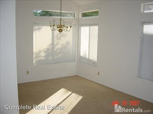 4th image of 24343 Heron Ln