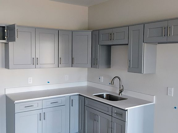 5th image of 808 Brunel St #2a27d29fd